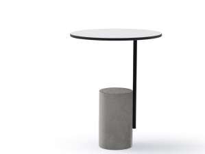 Круглый бетонный журнальный столик
