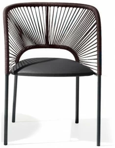 Moroso Стул с подлокотниками и тканой спинкой Yumi