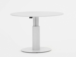 Круглый журнальный столик с регулируемой высотой