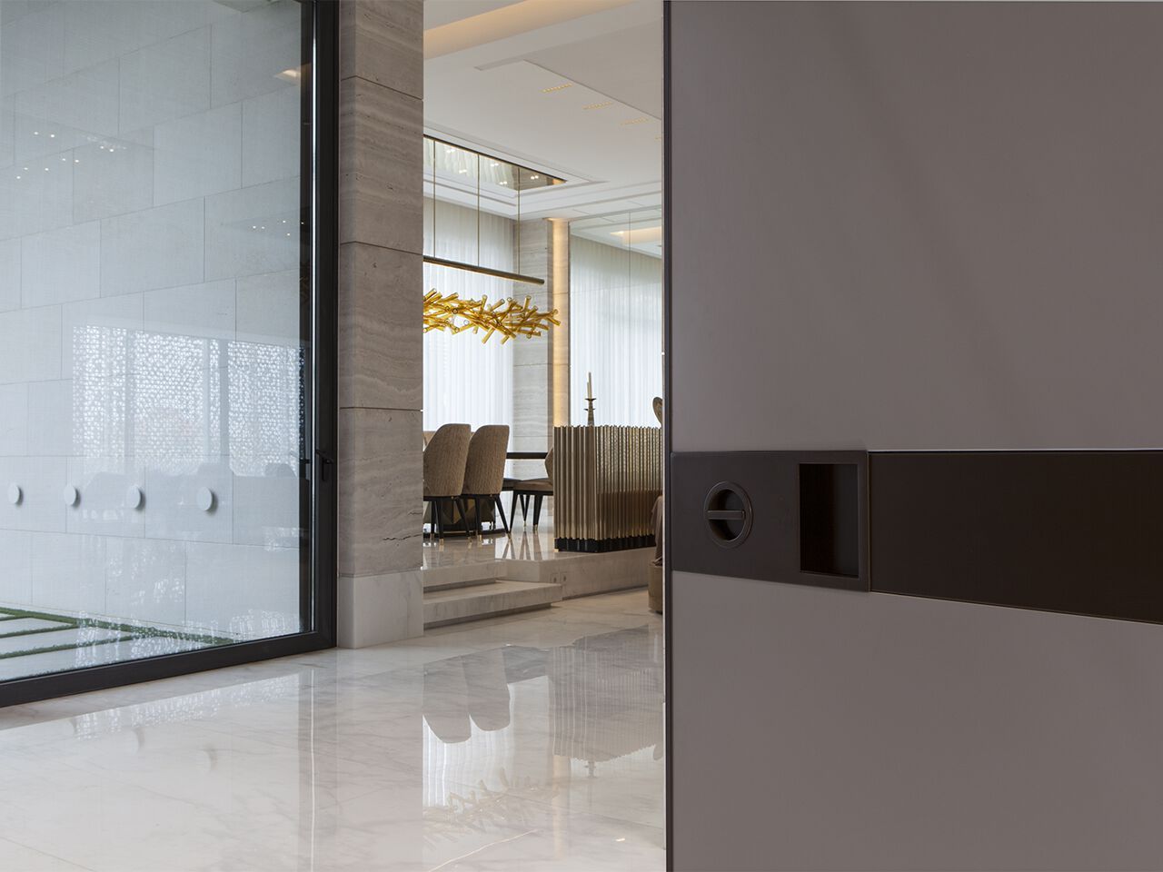 Входная дверь в Laminam® Oikos Synua ARCH-00006584 - Вид №2