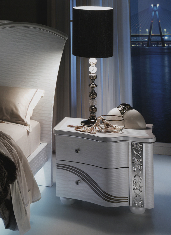 Тумбочка  ARREDOCLASSIC MIRO 3