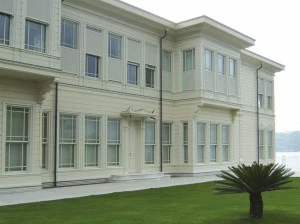 Capoferri Serramenti Окно с терморазрывом из дерева