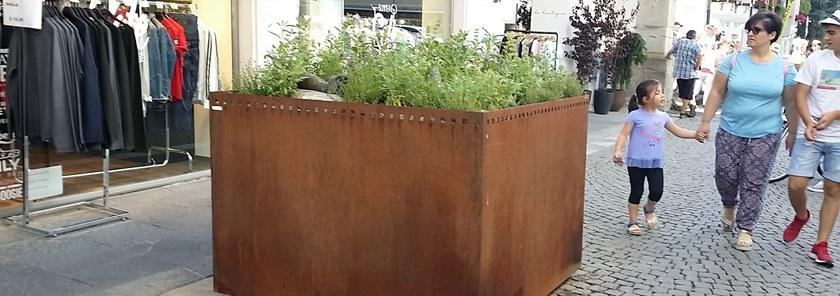 Euroform W Кашпо для общественных мест на заказ из металла sun-id-1415048 - Вид №1