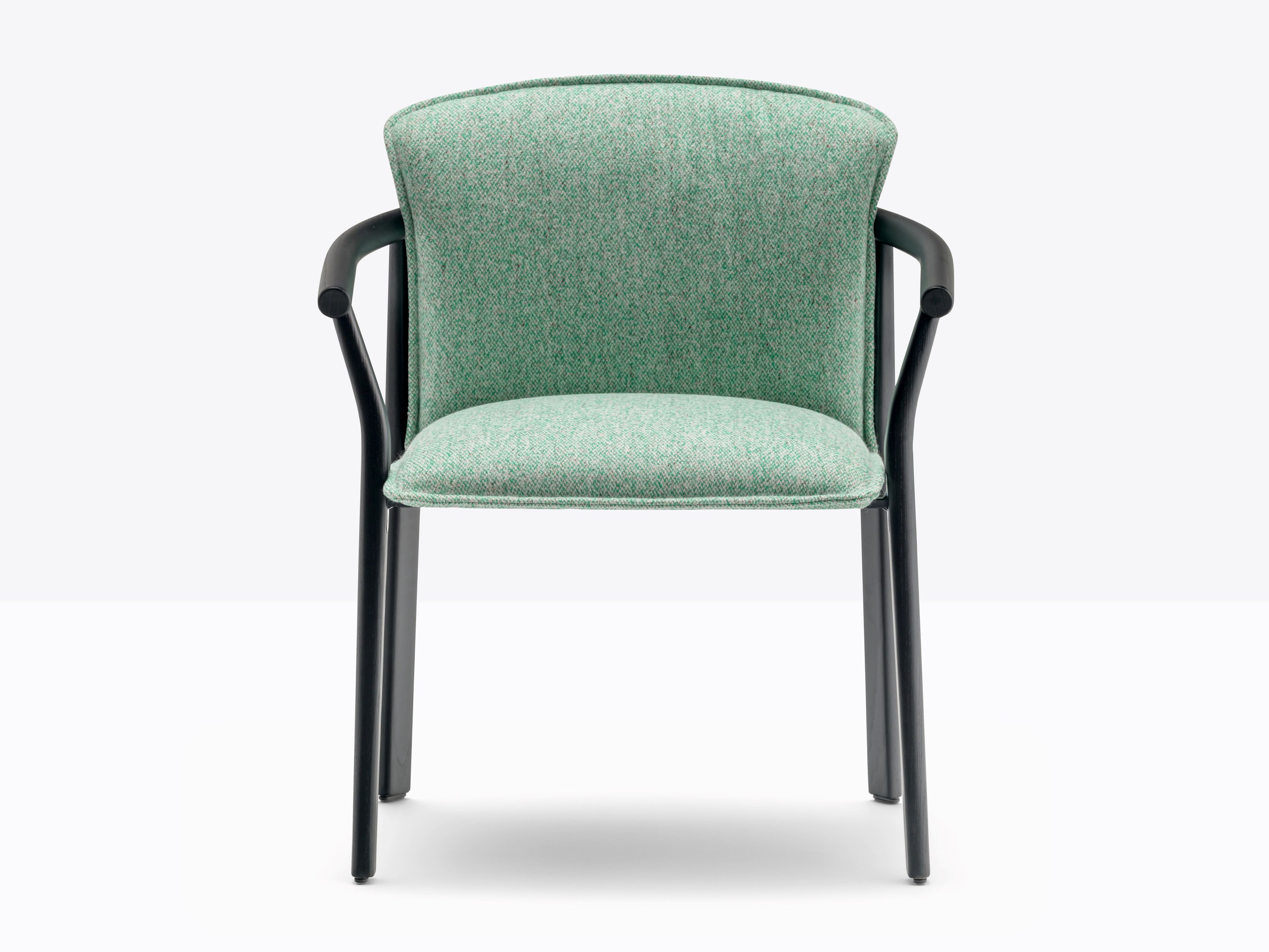 Мягкий тканевый стул с подлокотниками Pedrali Lamorisse ARCH-00076153