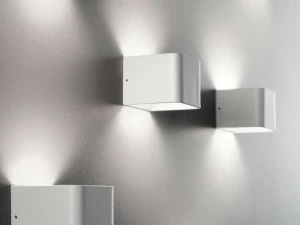 AiLati Бра для наружного освещения из литого алюминия Cubetto