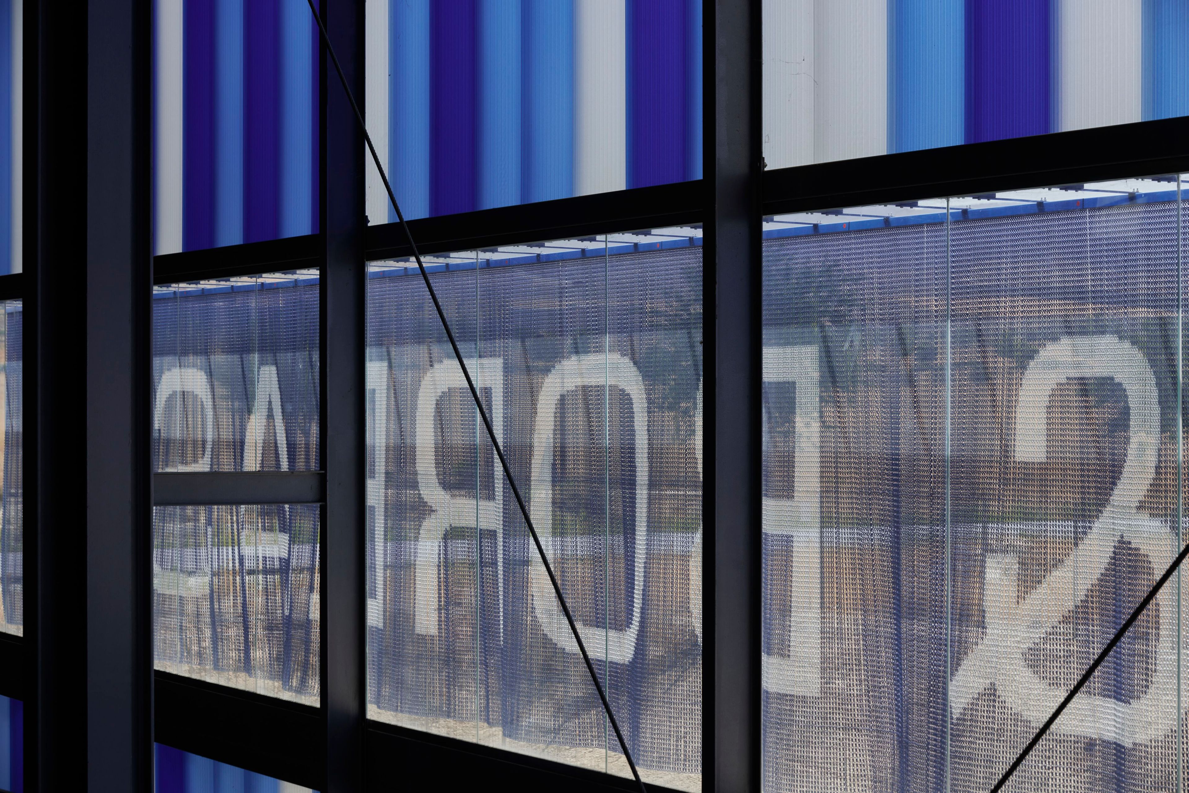 Фасадные ограждения из алюминиевых цепей Kriskadecor CLADDING ORITIA & BOREAS KINETIC FACADE ARCH-00047712 - Вид №3